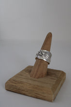 Load image into Gallery viewer, Spoon Ring | Daffodil