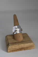 Load image into Gallery viewer, Size 9.5 Spoon Ring