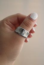 Load image into Gallery viewer, Size 10 Spoon Ring