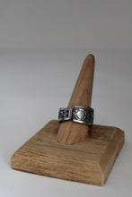 Load image into Gallery viewer, Size 10.5/11 Spoon Ring