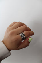 Load image into Gallery viewer, Size 9 Spoon Ring
