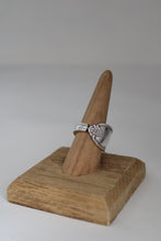 Load image into Gallery viewer, Size 8.5 Spoon Ring