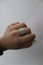 Load image into Gallery viewer, Size 8.5 Spoon Ring