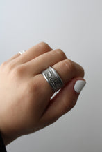 Load image into Gallery viewer, Size 10 Spoon Ring