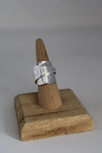 Load image into Gallery viewer, Size 6.5 Spoon Ring