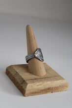 Load image into Gallery viewer, Size 9.5 Spoon Ring