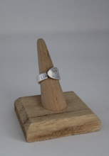 Load image into Gallery viewer, Size 7 Spoon Ring