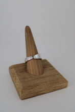 Load image into Gallery viewer, Size 9 Spoon Ring