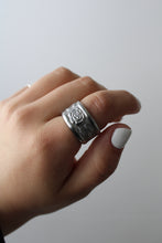 Load image into Gallery viewer, Size 8 Spoon Ring