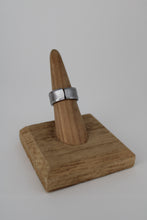 Load image into Gallery viewer, Size 6 Spoon Ring