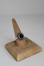 Load image into Gallery viewer, Size 9 Onyx Ring