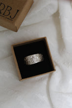 Load image into Gallery viewer, Narcissus Spoon Ring