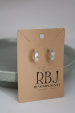 Load image into Gallery viewer, Pattern Hoop Earrings