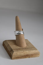 Load image into Gallery viewer, Size 7 Spoon Ring