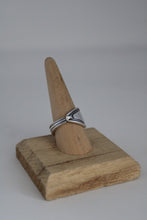 Load image into Gallery viewer, Size 9.5 Spoon Ring