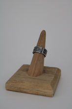 Load image into Gallery viewer, Size 5.5 Spoon Ring