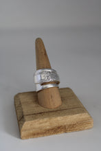 Load image into Gallery viewer, Size 9.5 Spoon Ring