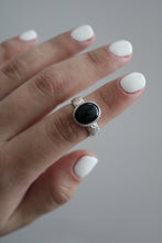 Load image into Gallery viewer, Size 6.5 Onyx Ring
