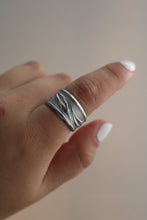 Load image into Gallery viewer, Size 7.5 Spoon Ring