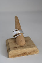 Load image into Gallery viewer, Size 9.5 Spoon Ring