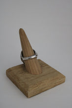 Load image into Gallery viewer, Size 10.5 Spoon Ring