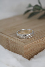 Load image into Gallery viewer, Sterling Silver Floral Band