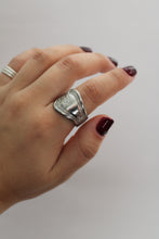 Load image into Gallery viewer, Size 9.5 Spoon Ring