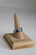 Load image into Gallery viewer, Size 9.5 Spoon Ring