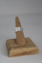 Load image into Gallery viewer, Size 6 Spoon Ring
