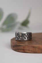 Load image into Gallery viewer, Size 10.5 Spoon Ring