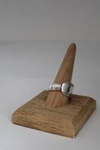 Load image into Gallery viewer, Size 10.5 Spoon Ring