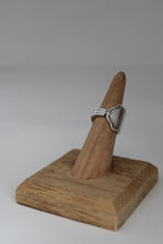 Load image into Gallery viewer, Size 5.5 Spoon Ring