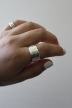 Load image into Gallery viewer, Size 8 Spoon Ring