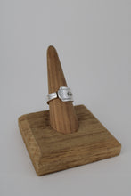 Load image into Gallery viewer, Size 8.5 Spoon Ring