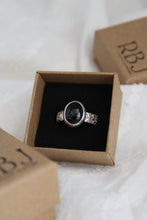Load image into Gallery viewer, Size 7.5 Onyx Ring
