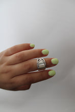 Load image into Gallery viewer, Size 5 Spoon Ring