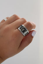 Load image into Gallery viewer, Size 9 Spoon Ring