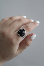 Load image into Gallery viewer, Size 8.5 Onyx Ring