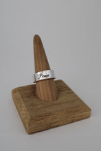 Load image into Gallery viewer, Size 9 Spoon Ring