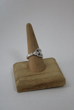 Load image into Gallery viewer, Old Colony Spoon Ring