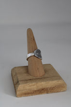 Load image into Gallery viewer, Size 8 Spoon Ring