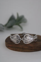 Load image into Gallery viewer, Spoon Bracelet