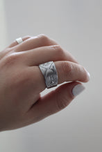 Load image into Gallery viewer, Spoon Ring | Starfall