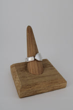 Load image into Gallery viewer, Size 9.5/10 Spoon Ring