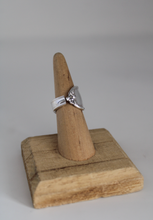 Load image into Gallery viewer, Size 5.5 Spoon Ring