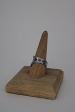 Load image into Gallery viewer, Size 9 Spoon Ring