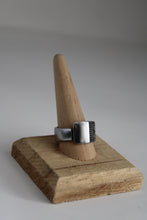 Load image into Gallery viewer, Size 12.5 Spoon Ring