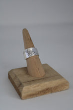 Load image into Gallery viewer, Size 6.5 Spoon Ring