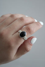 Load image into Gallery viewer, Size 7.5 Onyx Ring