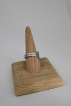 Load image into Gallery viewer, Size 9 Spoon Ring